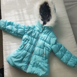 Weather Tamer Girls Sz 4 Hooded Puffer Jacket Aqua with Faux Fur Trim Like New